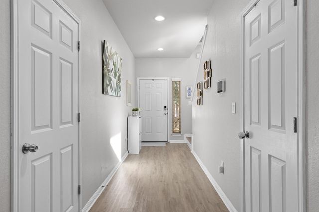 389 Eagle Brook LN, Buda, TX 78610