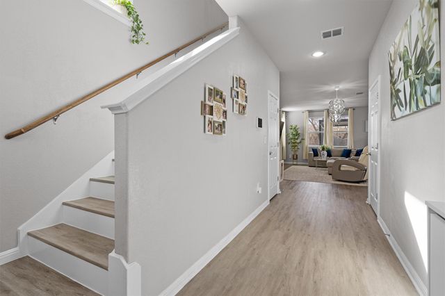 389 Eagle Brook LN, Buda, TX 78610