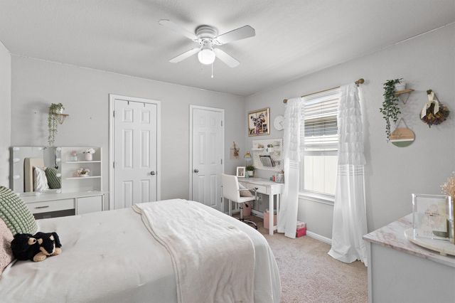 389 Eagle Brook LN, Buda, TX 78610