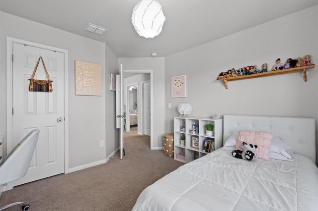 389 Eagle Brook LN, Buda, TX 78610