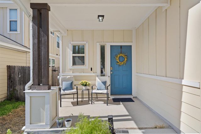 389 Eagle Brook LN, Buda, TX 78610