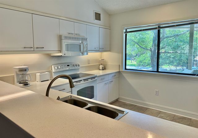 405 Abergele Way Apt 9E, Myrtle Beach, SC 29572