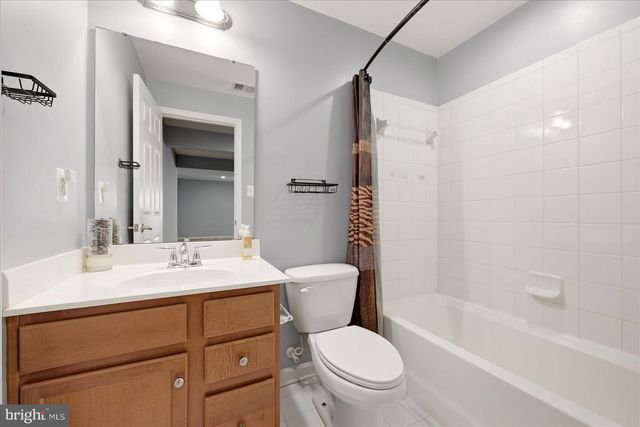 42939 TIPPMAN PL, Chantilly, VA 20152