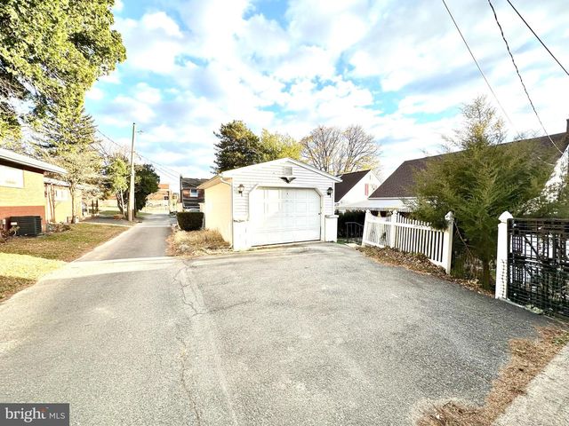 449 HERSHEY AVE, Lancaster, PA 17603