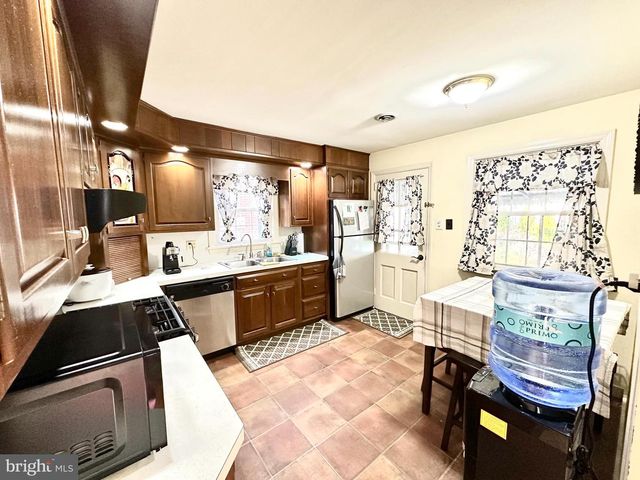 449 HERSHEY AVE, Lancaster, PA 17603