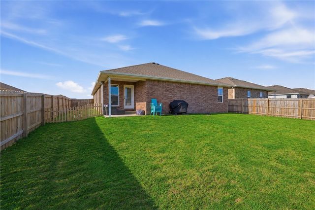 1709 Bugg Street, Pea Ridge, AR 72751