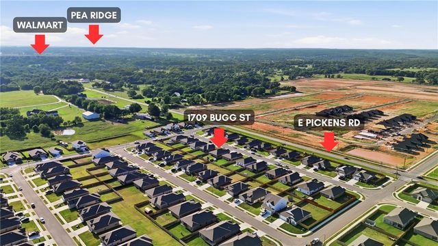 1709 Bugg Street, Pea Ridge, AR 72751