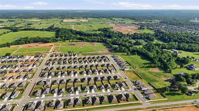 1709 Bugg Street, Pea Ridge, AR 72751