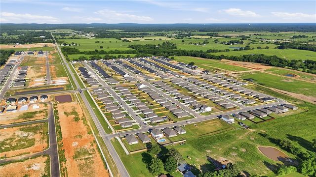 1709 Bugg Street, Pea Ridge, AR 72751