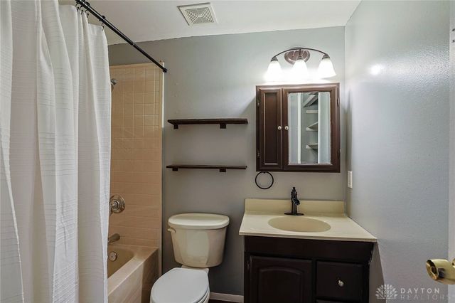 6325 Burkwood Drive, Clayton, OH 45315