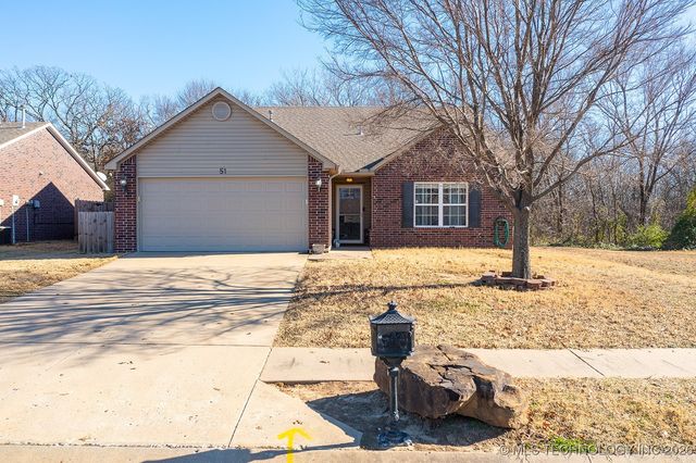 51 E Fairlane Drive, Sapulpa, OK 74066