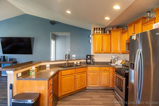 51 E Fairlane Drive, Sapulpa, OK 74066