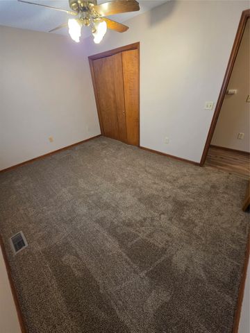 5501 S Union Street, Des Moines, IA 50315