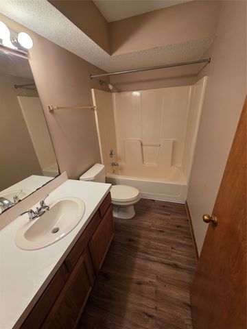 5501 S Union Street, Des Moines, IA 50315