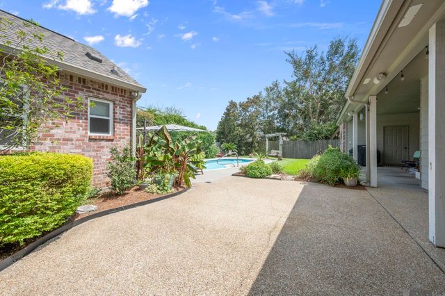 18212 Oak Lane Ave, Baton Rouge, LA 70816