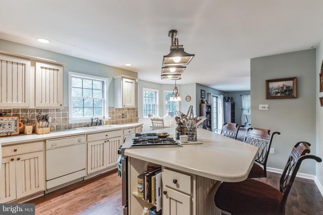 214 HEAD OF RIVER RD, Corbin City, NJ 08270