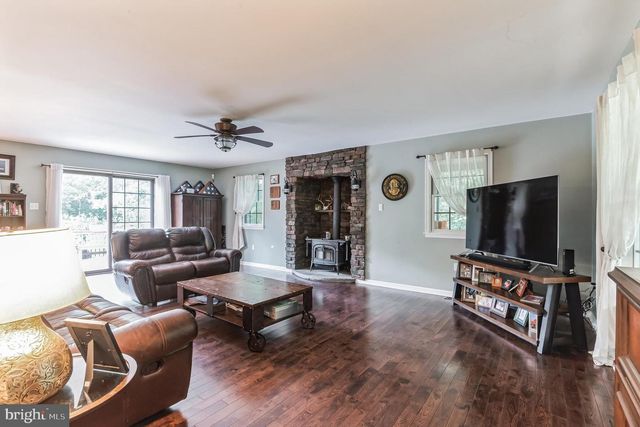 214 HEAD OF RIVER RD, Corbin City, NJ 08270