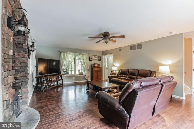 214 HEAD OF RIVER RD, Corbin City, NJ 08270