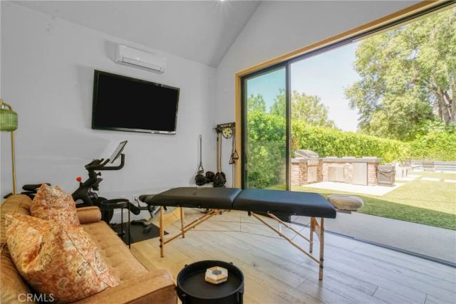 4961 Edgerton Avenue, Encino, CA 91436