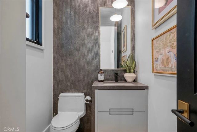4961 Edgerton Avenue, Encino, CA 91436