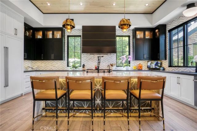 4961 Edgerton Avenue, Encino, CA 91436