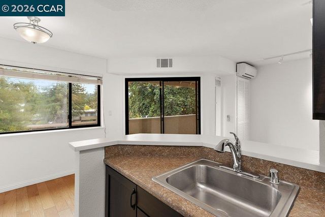 2535 Lucy Lane B, Walnut Creek, CA 94595