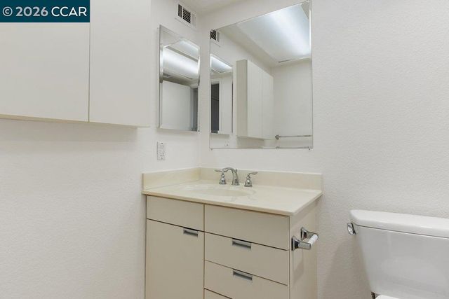 2535 Lucy Lane B, Walnut Creek, CA 94595