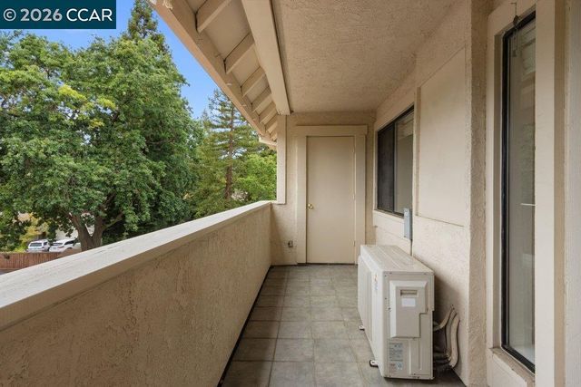 2535 Lucy Lane B, Walnut Creek, CA 94595