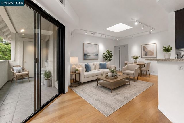 2535 Lucy Lane B, Walnut Creek, CA 94595