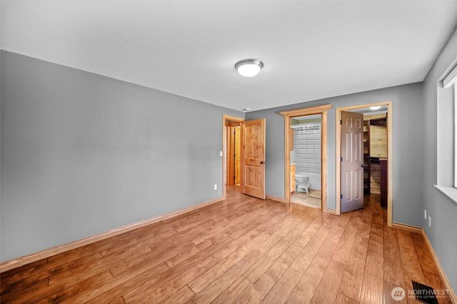 5921 184th Lane SW, Rochester, WA 98579