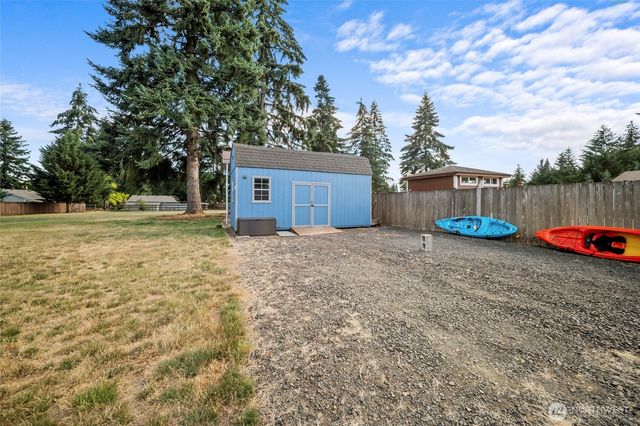 5921 184th Lane SW, Rochester, WA 98579