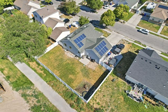 1836 E CANARY WAY, Eagle Mountain, UT 84005