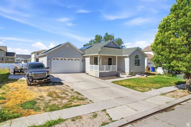 1836 E CANARY WAY, Eagle Mountain, UT 84005