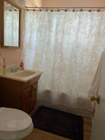 260 Nagle St, Bridgewater Twp., NJ 08805