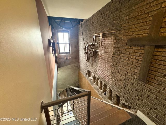 228 Yazoo Avenue, C, Clarksdale, MS 38614