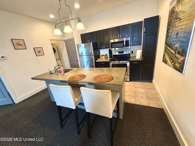 228 Yazoo Avenue, C, Clarksdale, MS 38614