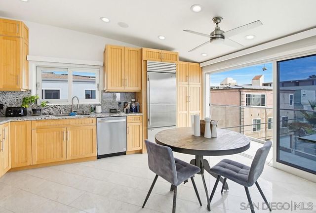 3786 Strandway 1, San Diego, CA 92109
