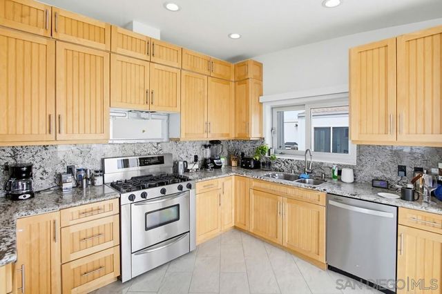 3786 Strandway 1, San Diego, CA 92109