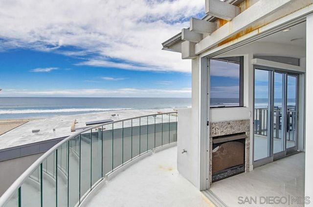 3786 Strandway 1, San Diego, CA 92109