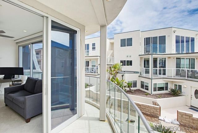 3786 Strandway 1, San Diego, CA 92109