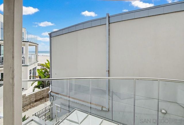 3786 Strandway 1, San Diego, CA 92109