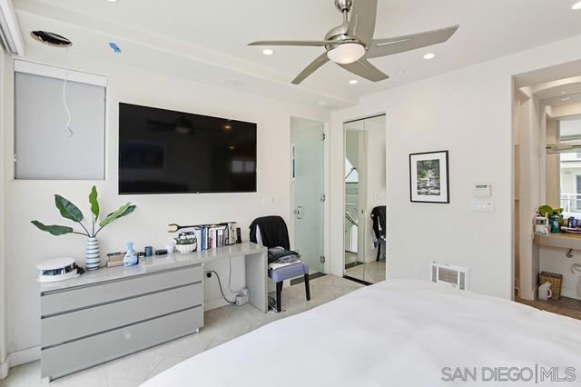 3786 Strandway 1, San Diego, CA 92109