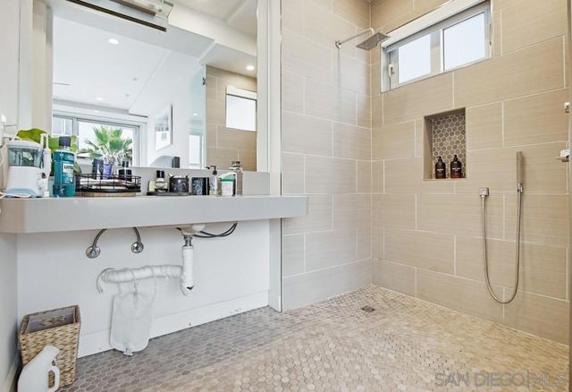 3786 Strandway 1, San Diego, CA 92109
