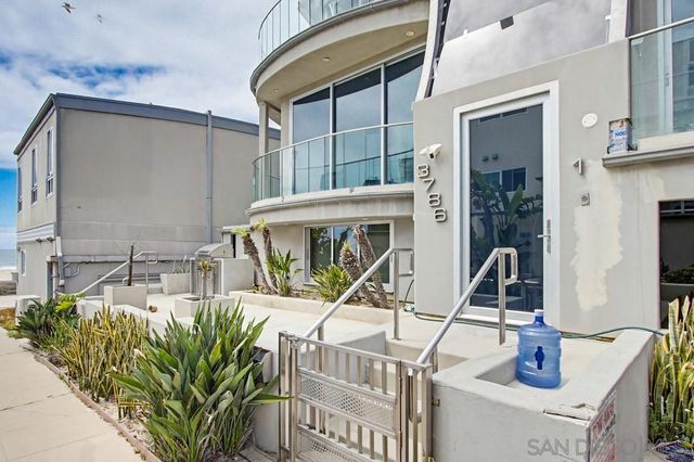 3786 Strandway 1, San Diego, CA 92109
