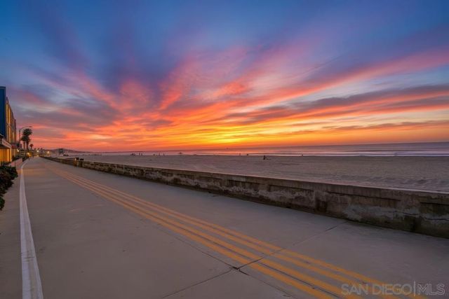 3786 Strandway 1, San Diego, CA 92109