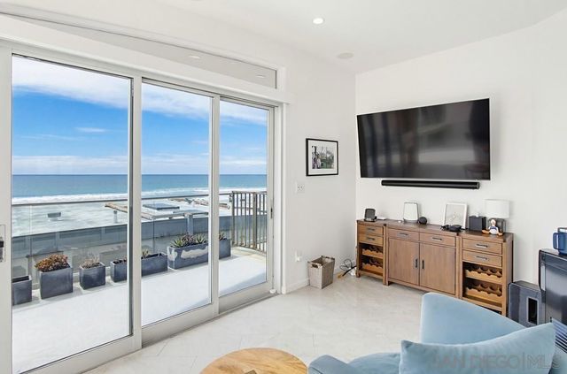 3786 Strandway 1, San Diego, CA 92109