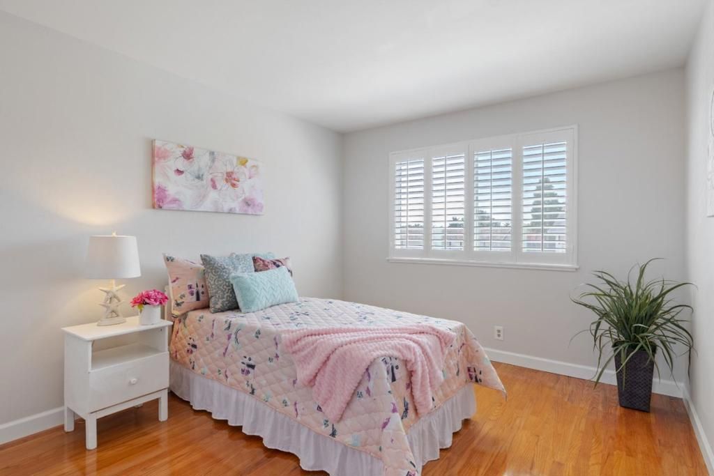 Image 16 of property listing at 1064 Springfield Drive, Millbrae, CA 94030