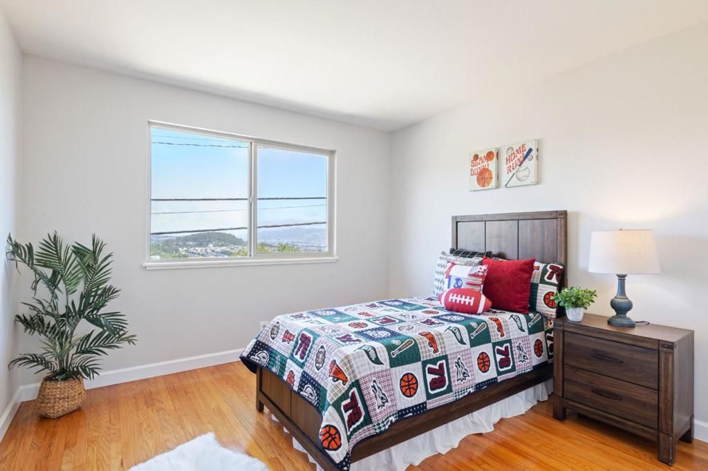 Image 17 of property listing at 1064 Springfield Drive, Millbrae, CA 94030