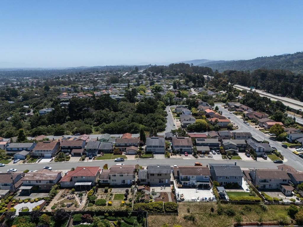 Image 26 of property listing at 1064 Springfield Drive, Millbrae, CA 94030