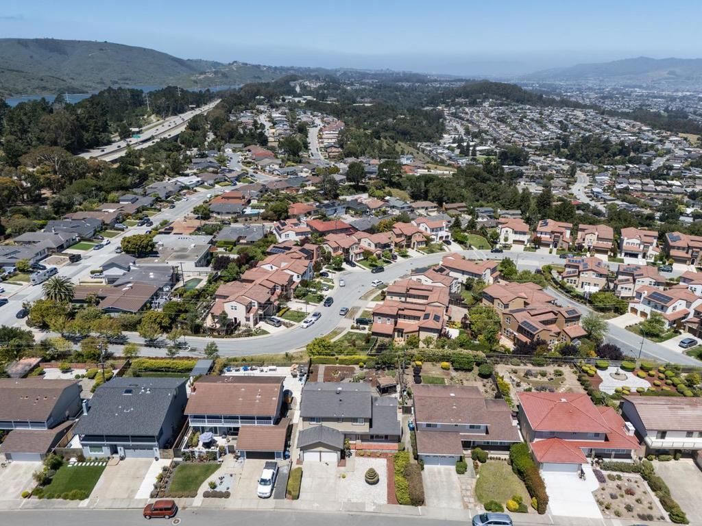 Image 28 of property listing at 1064 Springfield Drive, Millbrae, CA 94030